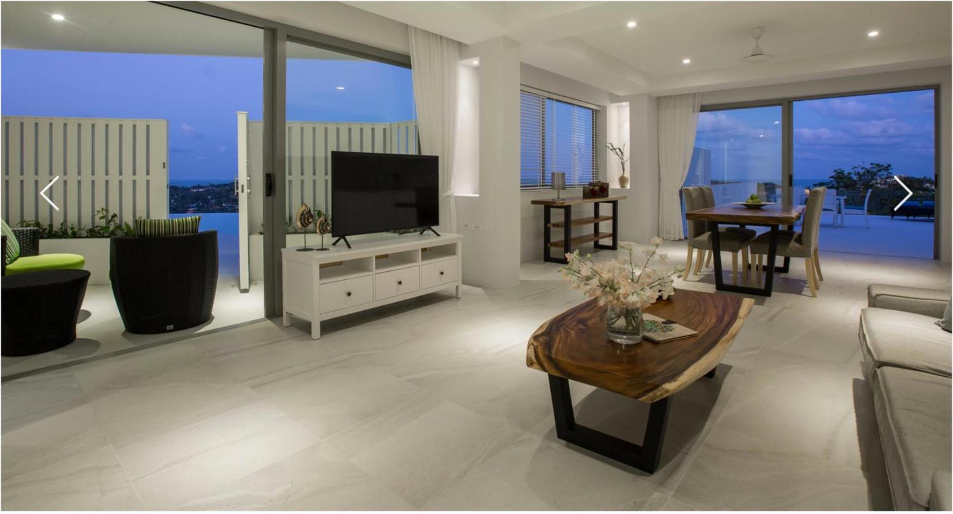 2 Bedrooms In A Prime Location With An Amazing Seaview Apartment