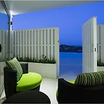 2 Bedrooms Apartment In A Prime Location With An Amazing Seaview