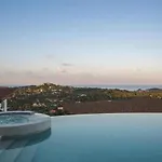 2 Bedrooms Apartment In A Prime Location With An Amazing Seaview